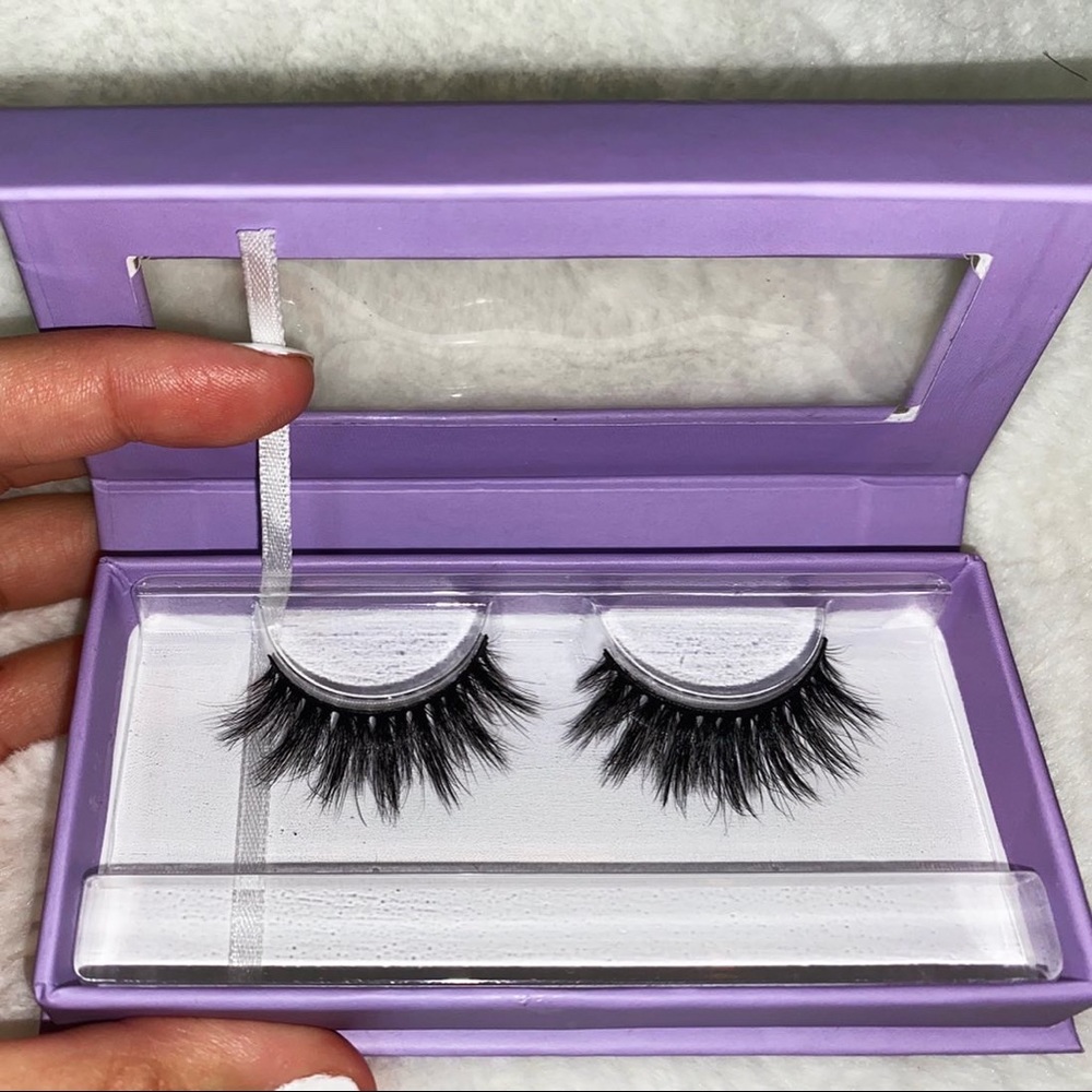 Venus premium lash from Element Lash Line